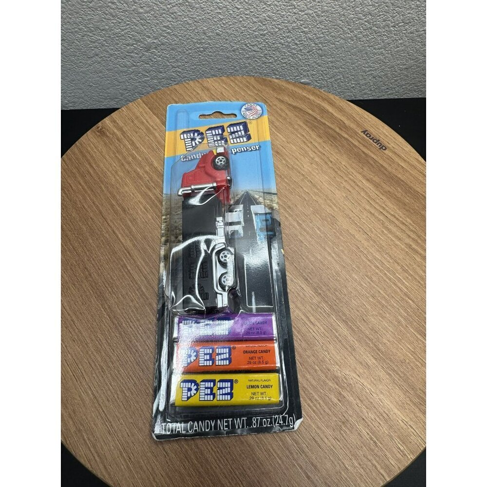 PEZ Candy Dispenser Semi Truck Rig Collectible With Candy‎ Packs NEW